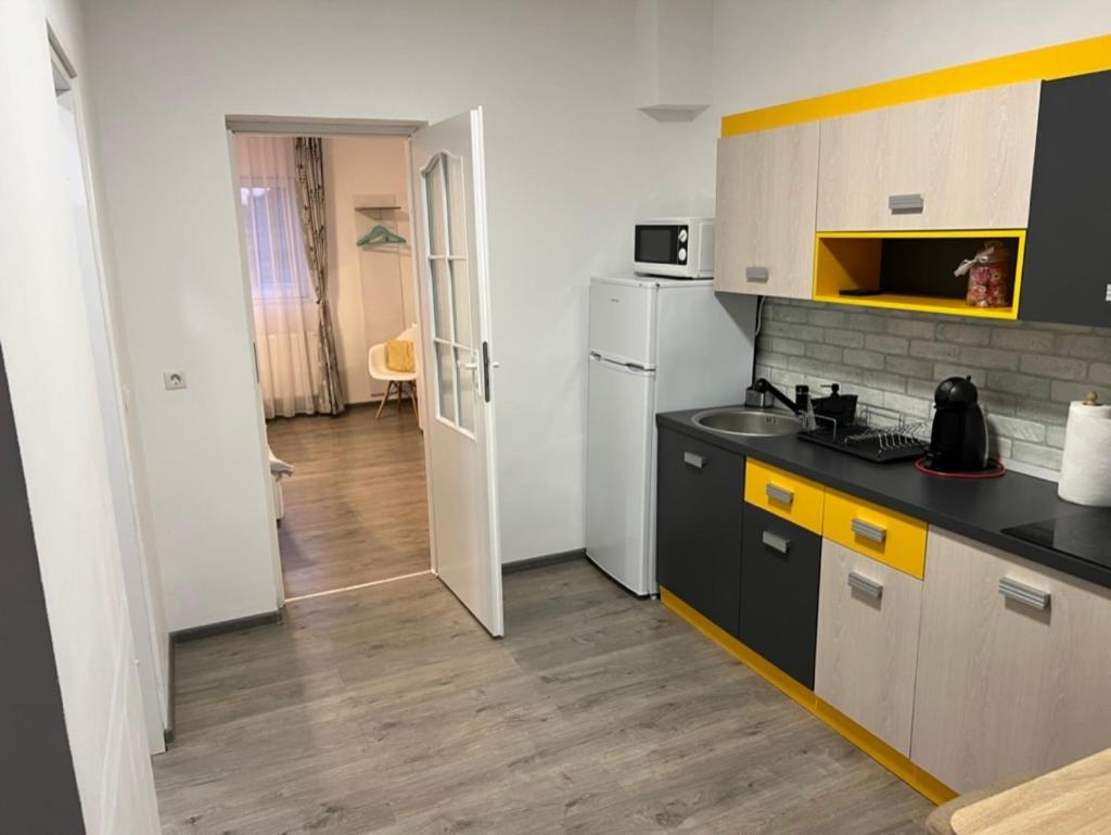 1-Beadroom Apartment With Free Parking Turda Dış mekan fotoğraf